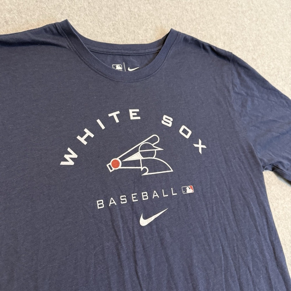 The NIKE Tee SWOOSH Big Kids' Baseball T-Shirt Boy's XL 18/20 White Sox Navy